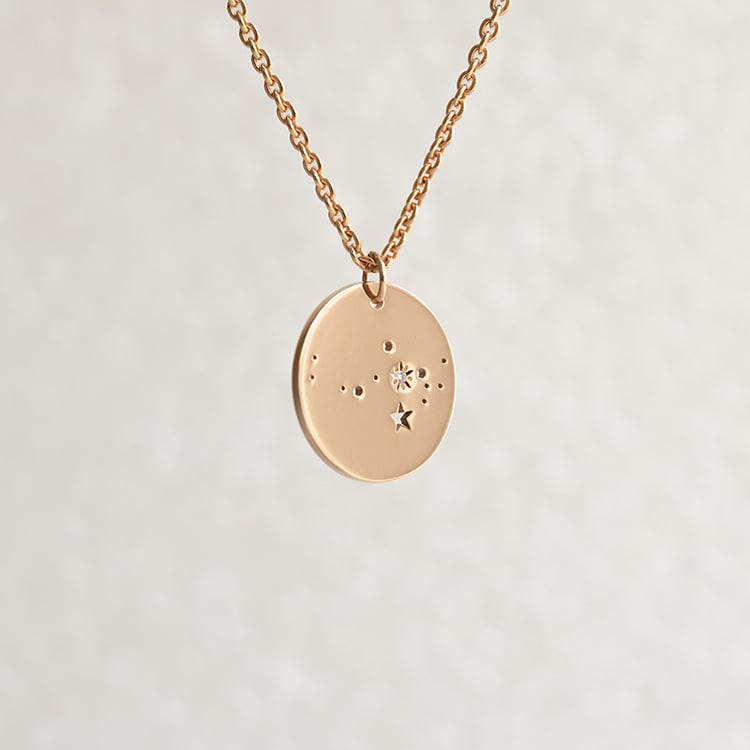 Goldener Anhänger mit Sternbild und Diamant Nyala 144833