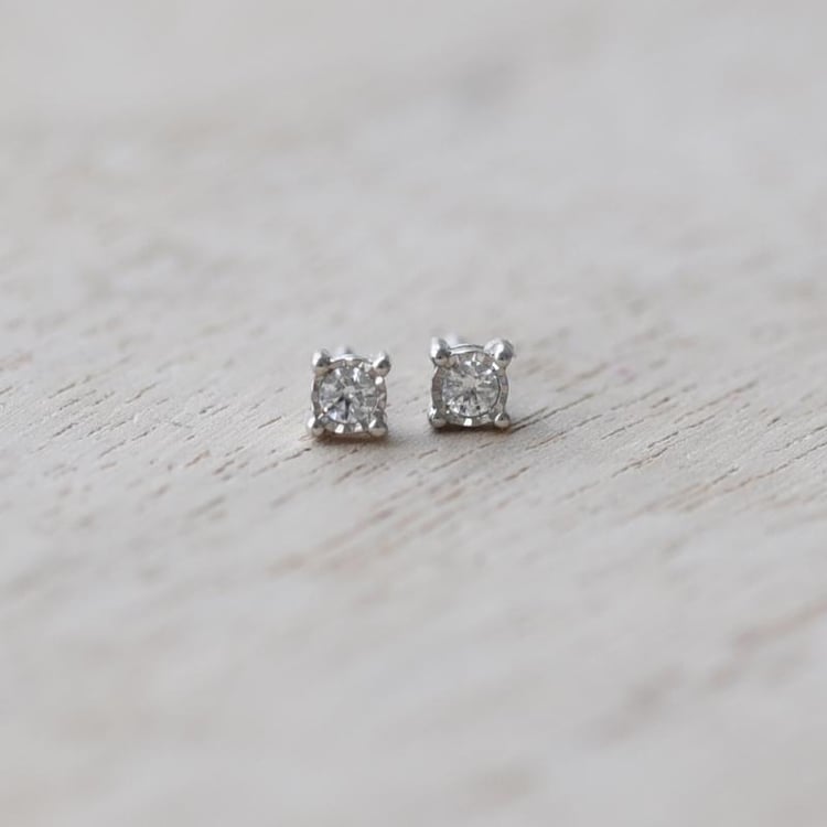 Ohrringe mit Lab Grown Diamanten und Auswahl des Karatgewichts Ammanda 75639