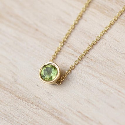 Goldenes Armband mit Olivin Arleth