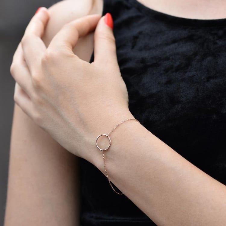 Minimalistisches Armband aus Gold Karma 44769