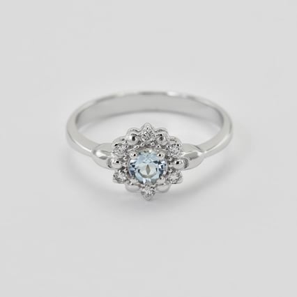 Goldring mit Aquamarin und Diamanten Dylah