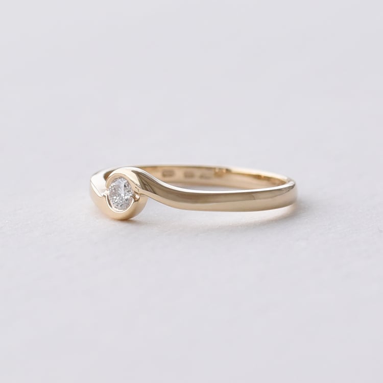 Goldener Verlobungsring mit Diamant Etaly 74846