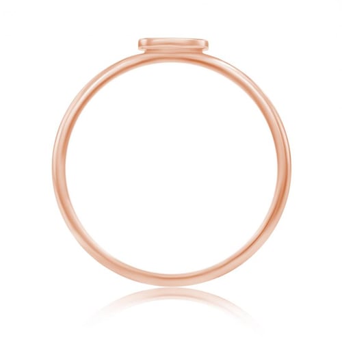 Goldring mit Gravur eines Buchstabens Babire