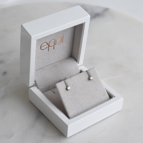 Ohrringe mit Lab Grown Diamanten und Auswahl des Karatgewichts Christi