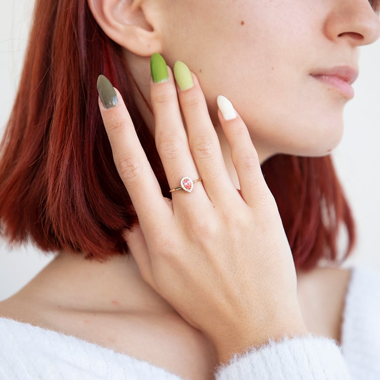 Verlobungsring mit einem IGI zertifizierten 0.36 ct rosa Lab Grown Diamanten Simone 111226