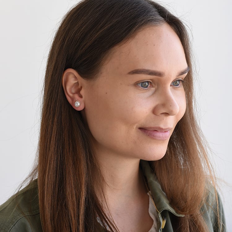 Silberne Ohrstecker mit natürlichen Perlen Nastien 61280