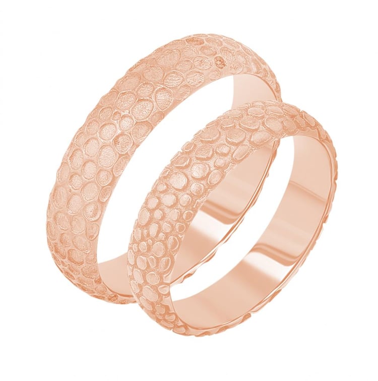 Goldene Eheringe mit atypischer Oberfläche Cali 156455