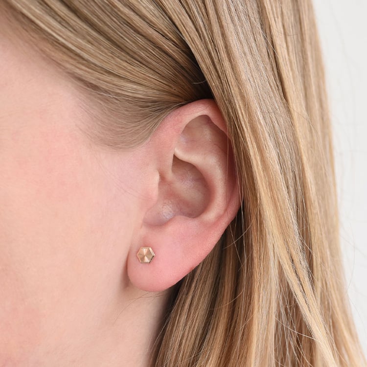 Goldene Ohrringe in Hexagon-Form Sumiko 84723