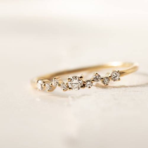 Cluster Ring mit funkelnden Diamanten Percy