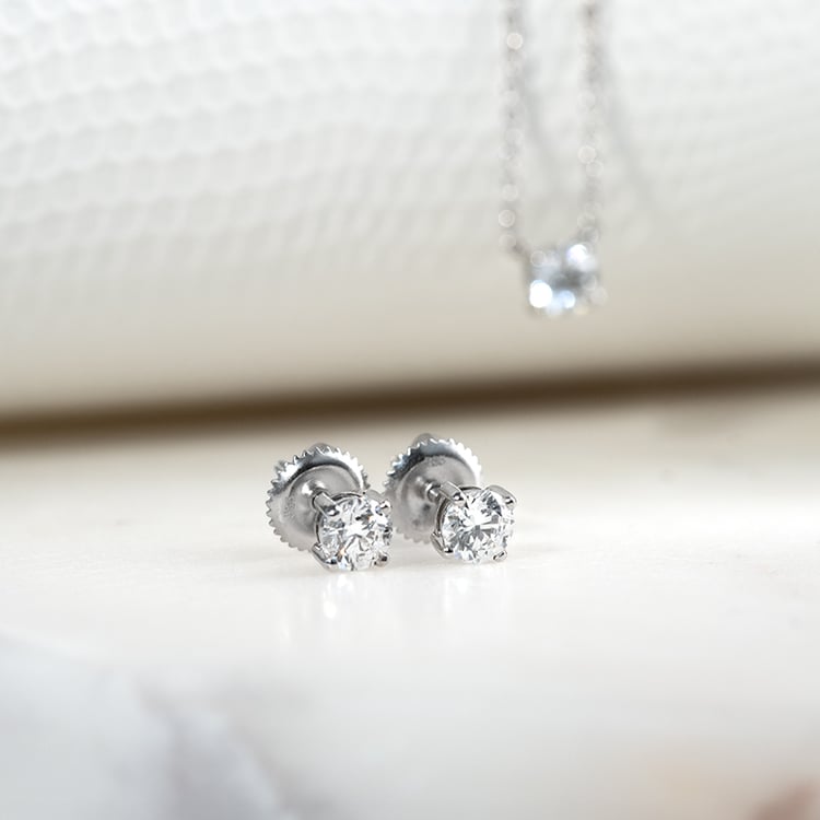 Ohrstecker aus Gold mit IGI-zertifizierten 0.30ct Lab Grown Diamanten Christi 131453