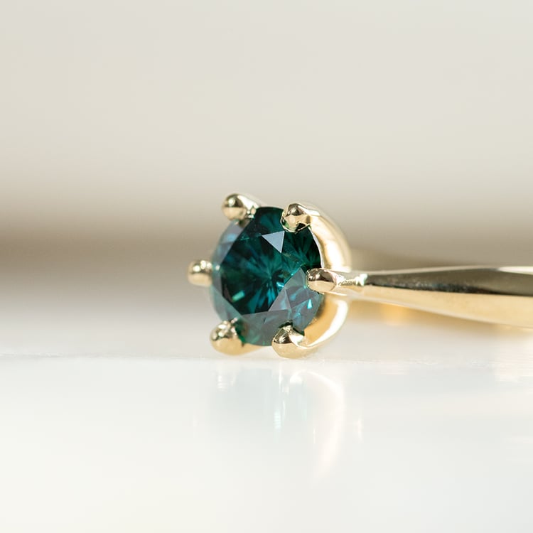 Verlobungsring aus Gold mit blauem Diamanten Iravan 132469
