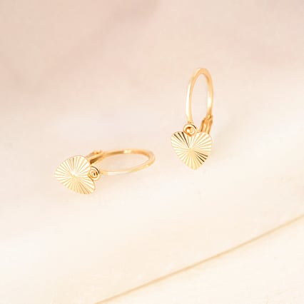 Goldene Kinder-Ohrringe in Herzform Aster