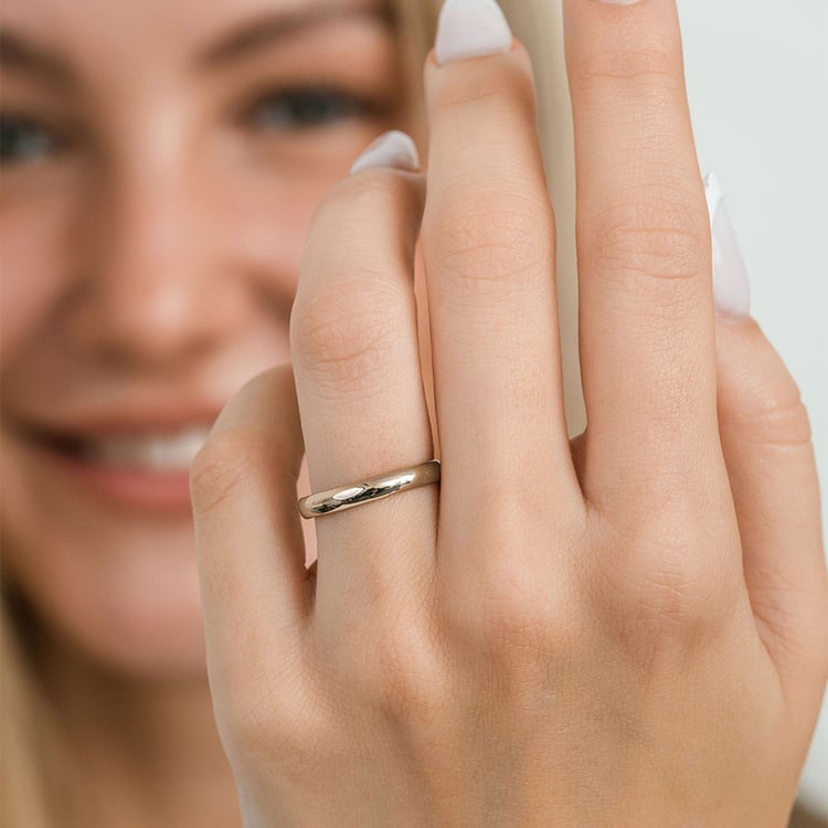 Schlichte Eheringe aus Gold in Haselnussfarbe Ygyn 166271