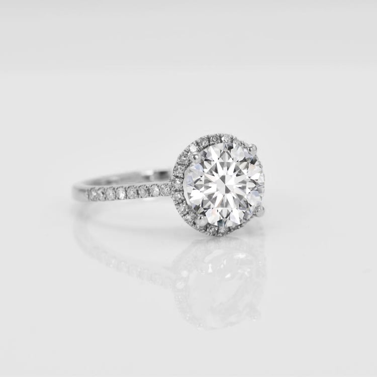 Goldring mit Moissanit und einem Meer von lab-grown Diamanten Adhafera 29484