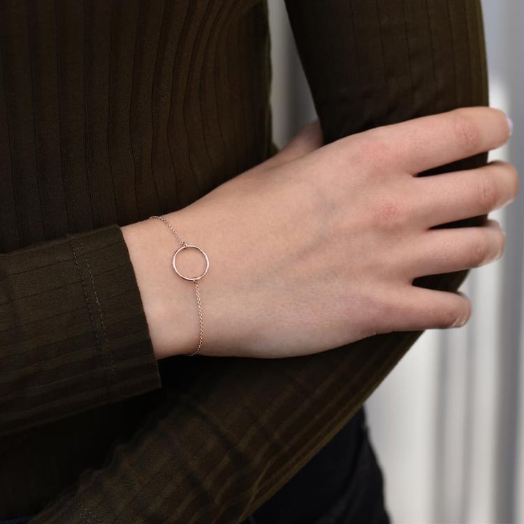 Silbernes minimalistisches Armband Karma 103030