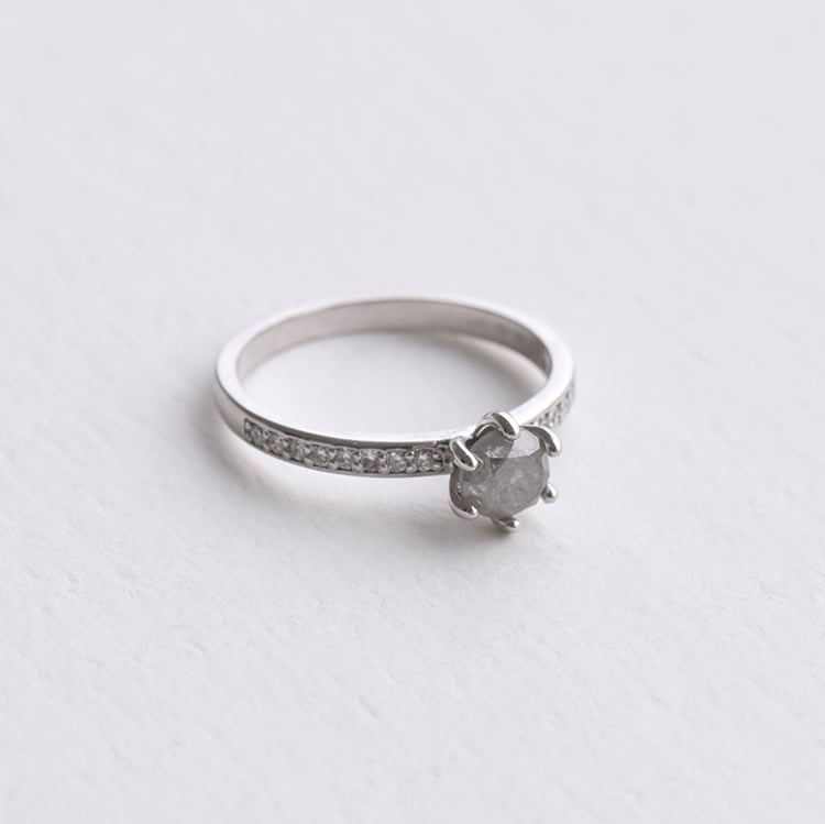 Verlobungsring mit Salt and Pepper Diamant Madilyn 73710