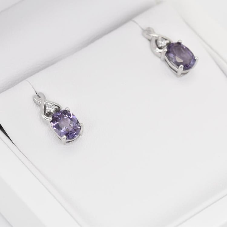 Silberne Ohrringe mit Alexandrit und Zirkonia Orvelle 14283