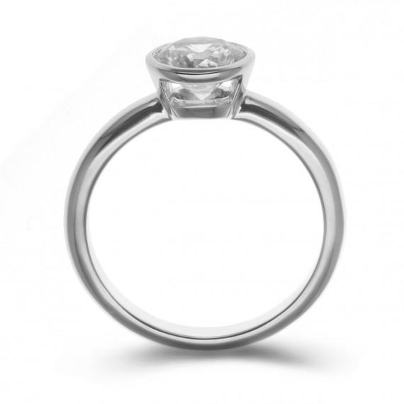 Diamantring aus Platin 8653