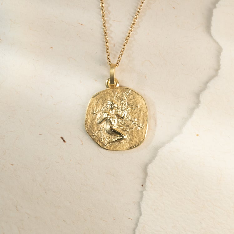 Silberanhänger mit Symbolen des Tierkreiszeichens 136657