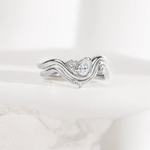 Romantisches Verlobungs-Set mit Diamantringen Susan