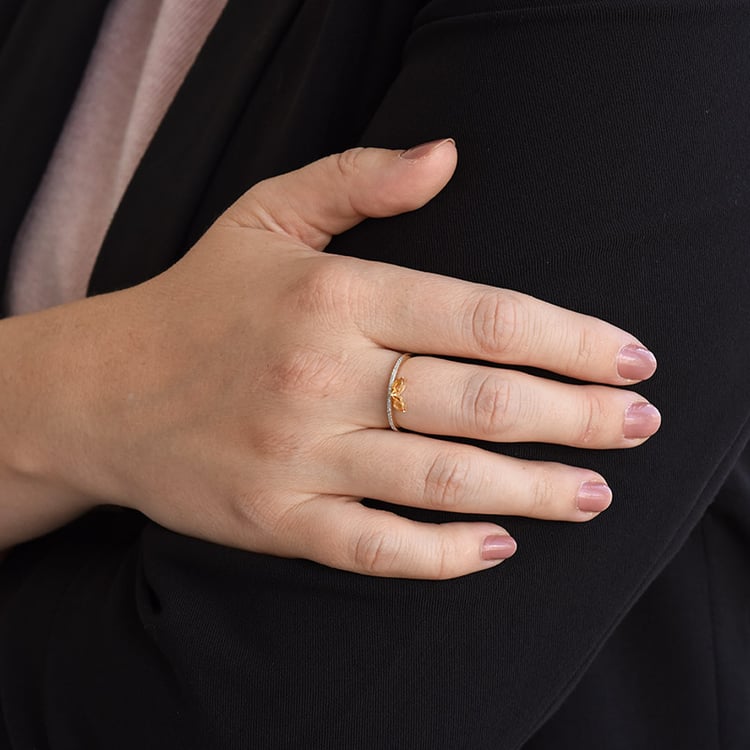 Origineller goldener Ring mit Citrinen in Schleifenform Carmen 86621