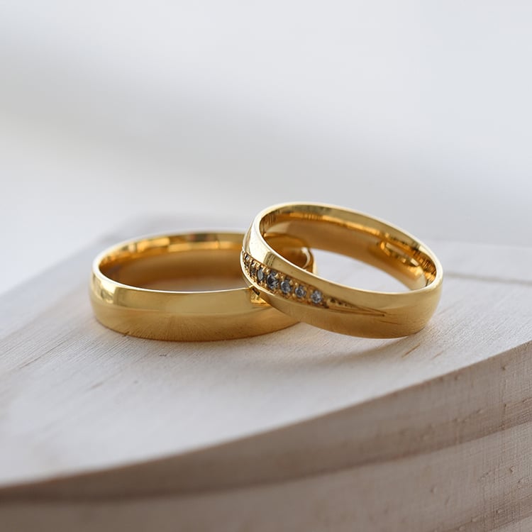 Trauringe mit Diamant 63530