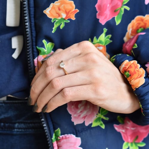 Verlobungsring mit Moissanit Mahiya
