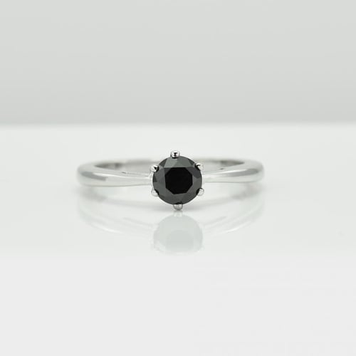 Verlobungsring mit schwarzem Diamant Rima