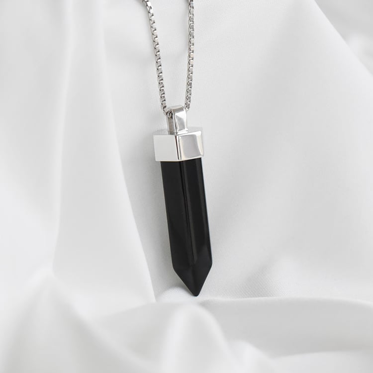 Silberner Anhänger mit schwarzem Onyx Amulius 90480