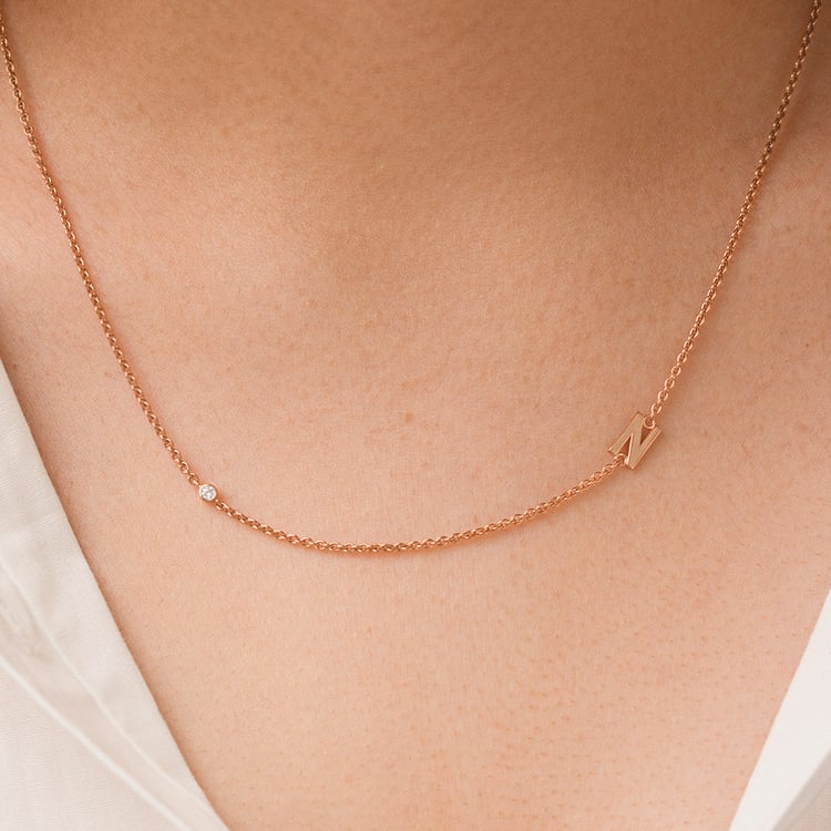 Halskette mit einem Buchstaben Ihrer Wahl und Lab Grown Diamanten Lupe 156747