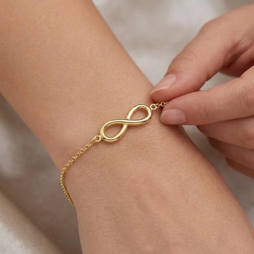 Goldenes Modearmband mit Unendlichkeitszeichen Infinity