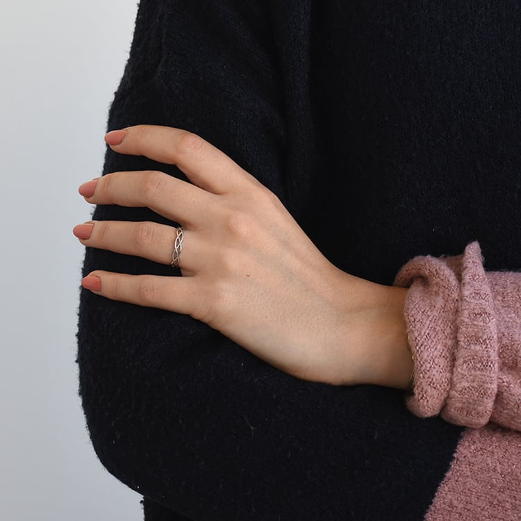 Ineinander verschlungener goldener Ehering für Damen Amazu 141780