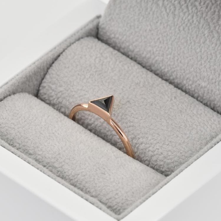 Set mit Eternity-Ring und schwarzem Trillion-Diamantring Begona 38028