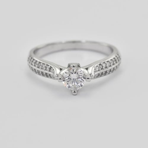 Verlobungsring mit Lab Grown Diamanten Katynie