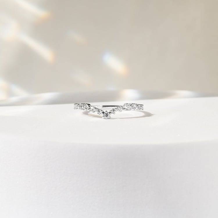 Eternityring in V-Form mit Lab Grown Diamanten Kenzie 141757