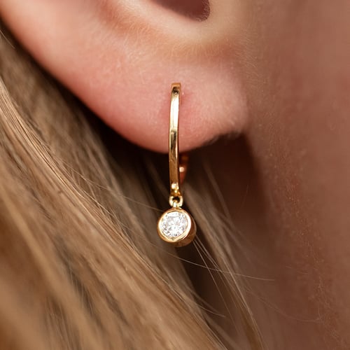 Goldene Hängeohrringe mit Diamanten Nova