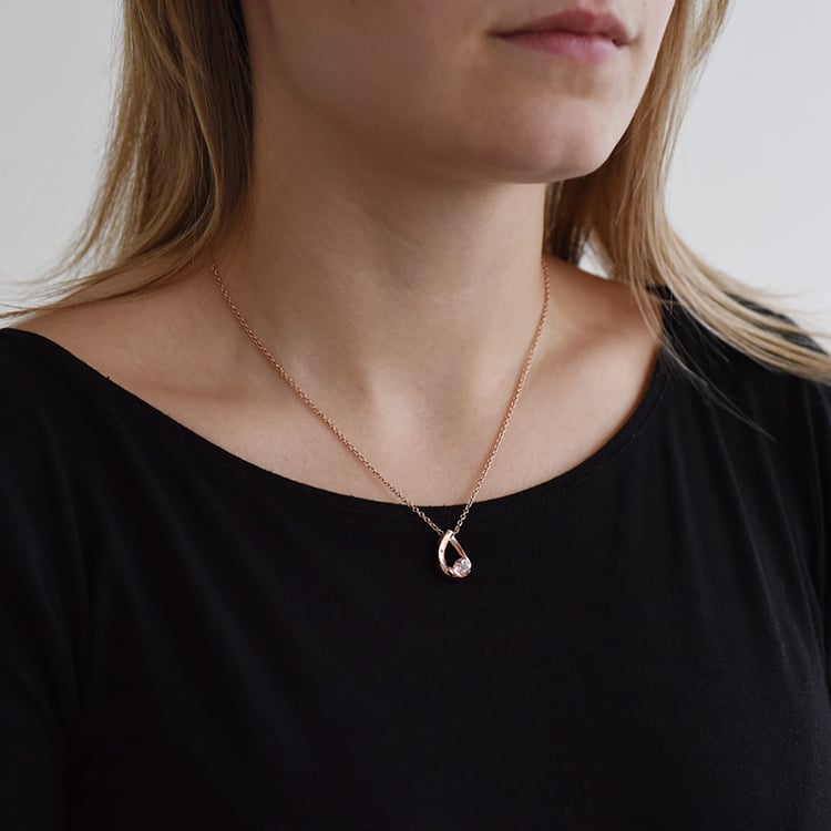 Vergoldeter Anhänger mit Simulierter Morganit Gascon 89870