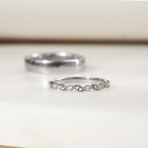 Vintage goldener Ehering mit Diamanten und Herrenring Sango