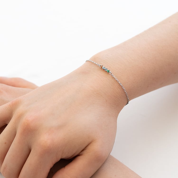 Silbernes Armband mit 4 Edelsteinen Shanay 125628