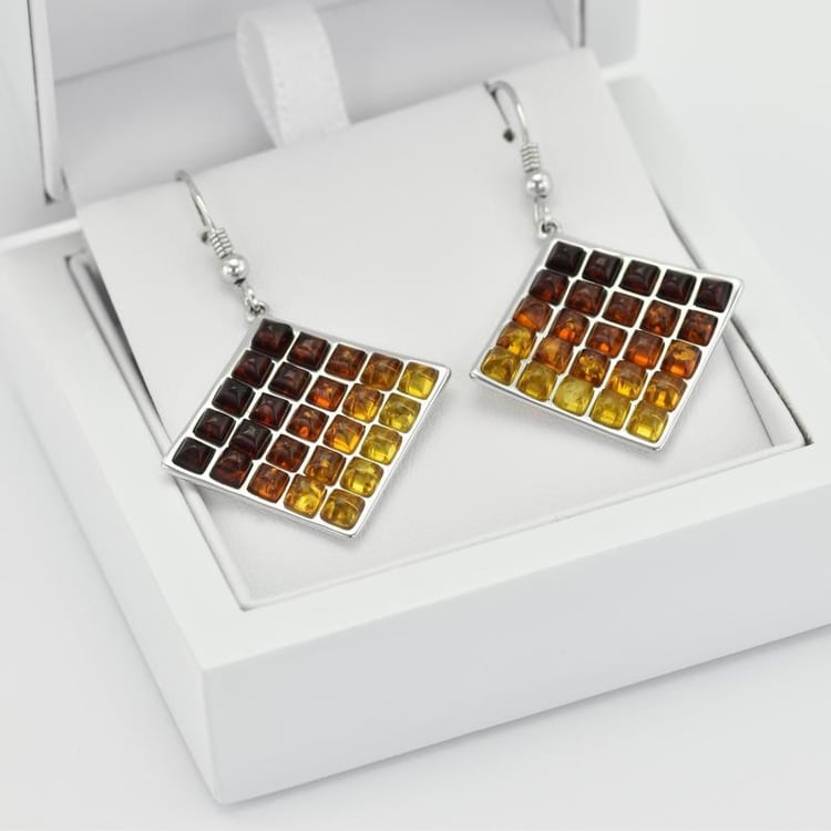 Ohrringe mit Bernsteinen 15200