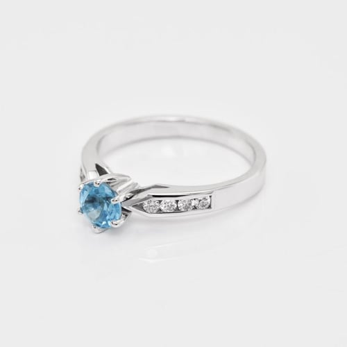 Verlobungsring mit Topas und Diamanten Mita