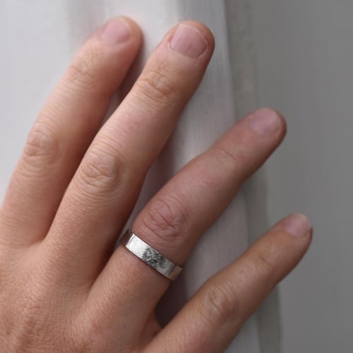 Unkonventionelle Trauringe mit Diamanten Alexis