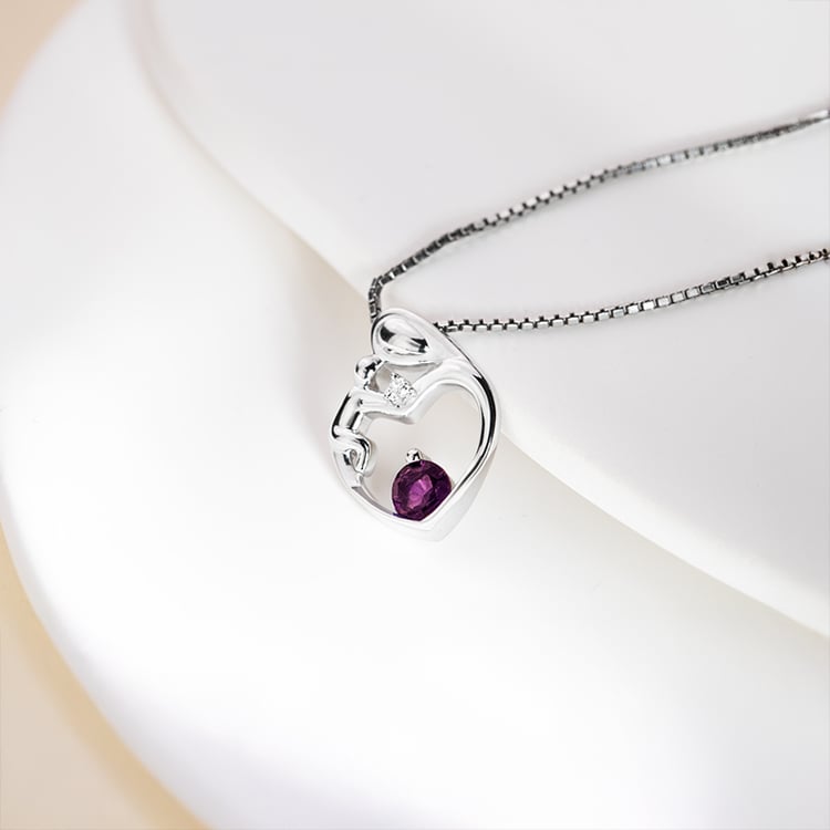 Silberner Anhänger Mutter und Kind mit Rhodolith Granat und Diamant Ella 151134