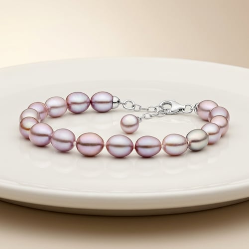 Armband mit lavendelfarbenen Perlen Biel