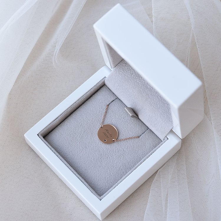 Goldenes Amrband mit Gravur 67034