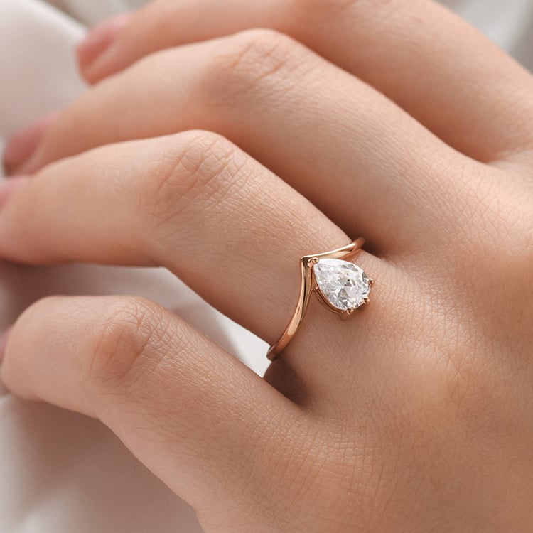 Außergewöhnlicher Verlobungsring 154853