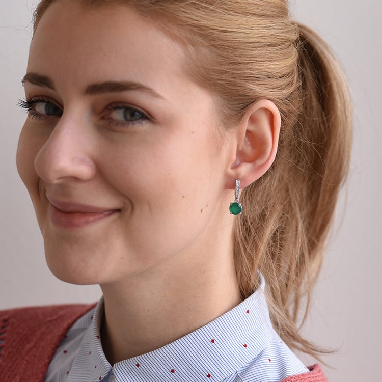 Silberne Hängeohrringe mit grünem Onyx und Zirkonia Claret 60201