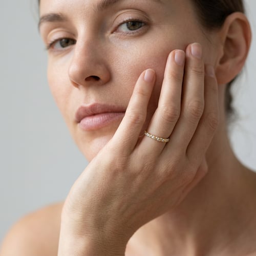 Gedrehter Eternity-Ring mit Lab Grown Diamanten Rami