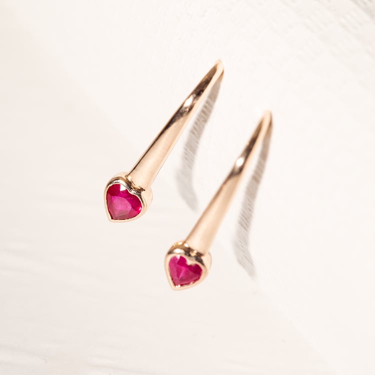 Hängeohrringe mit Rubinherzen Levy 125207