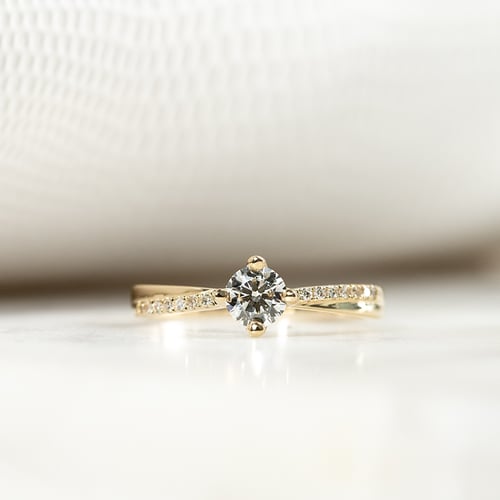 Verlobungsring mit Diamanten Sewyn